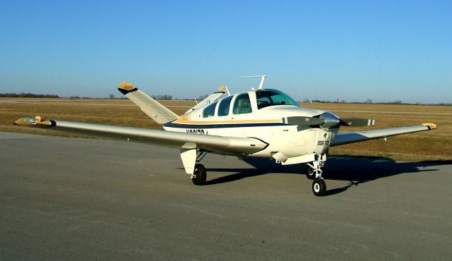 Beechcraft 35 Bonanza (N2017P) - 1978 V35B