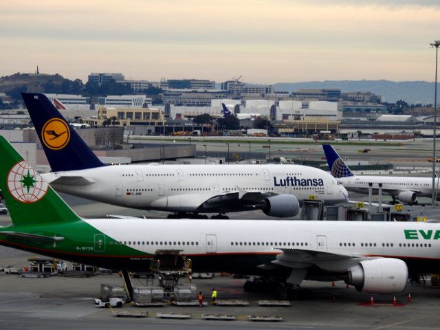 Airbus A380-800 (D-AIMC) - LH455 SFO-FRA