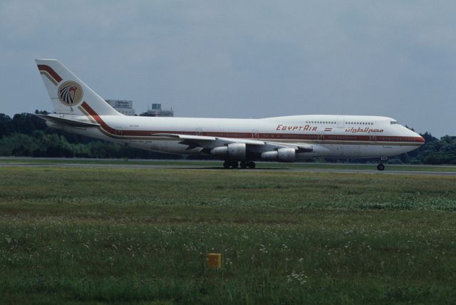 BOEING 747-300 (SU-GAM) - Departure at Narita Intl Airport Rwy16R on 1995/06/18