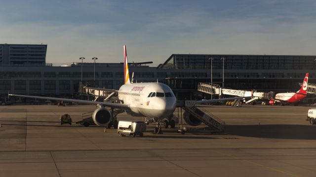 Airbus A319 (D-AKNG)
