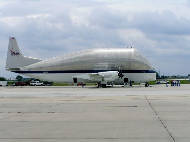 Aero Spacelines Super Guppy (N941NA)