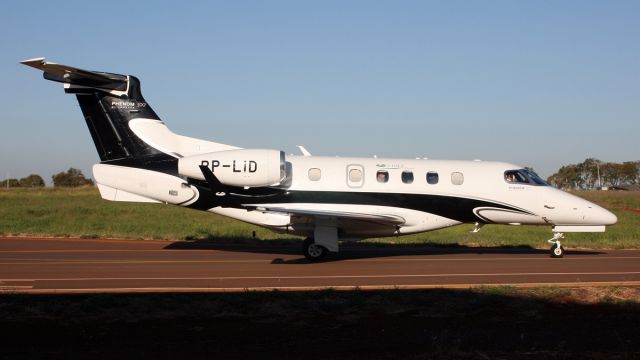Embraer Phenom 300 (PP-LID)
