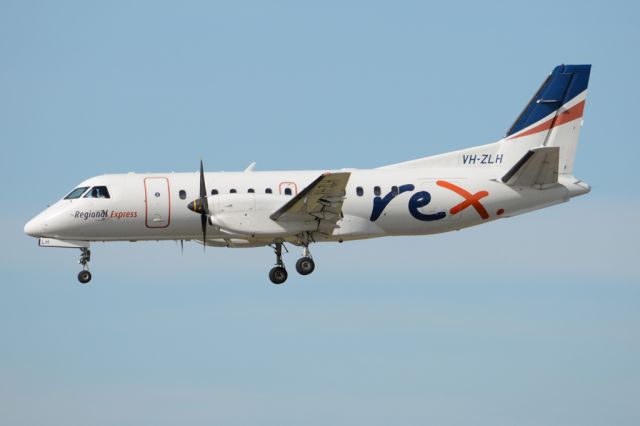 Saab 340 (VH-ZLH) - On short finals for runway 05. Thursday, 8th May 2014.
