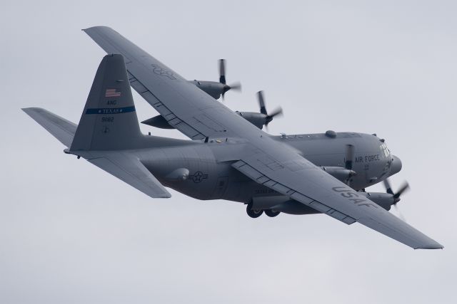 Lockheed C-130 Hercules (89-1182) - Lockheed C-130H Hercules 89-1182 of the 136th Airlift Squadron, NAS Fort Worth JRB.