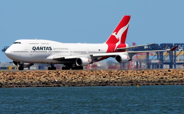 Boeing 747-400 (VH-OEG)