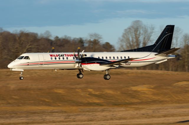 Saab 2000 (N814BB) - Arriving from KCAE in superior golden light