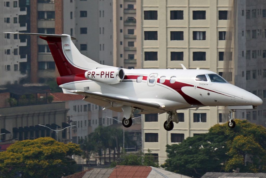 Embraer Phenom 100 (PR-PHE) - Registration: PR-PHEbr /Airline: Privatebr /Aircraft: Embraer 500 Phenom 100br /Cn / ln: 50000175br /Location: São Paulo Congonhas - (CGH / SBSP), Brazil
