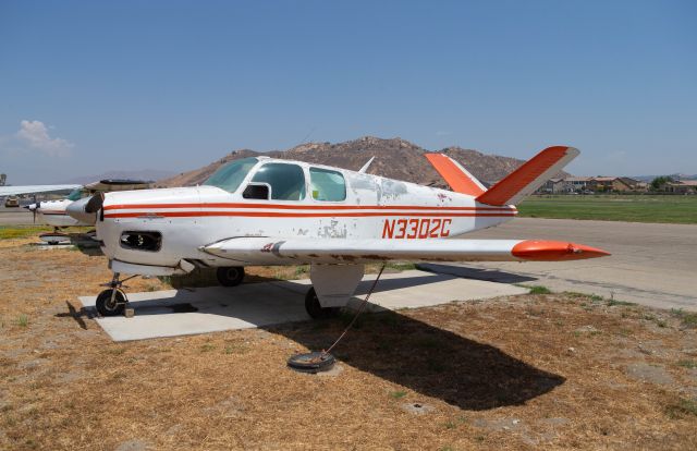 Beechcraft 35 Bonanza (N3302C)