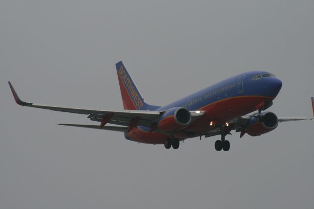 Boeing 737-700 (N464WN)