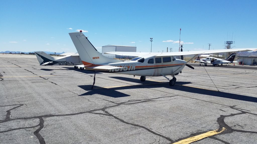 Cessna T210 Turbo Centurion (N6757R)
