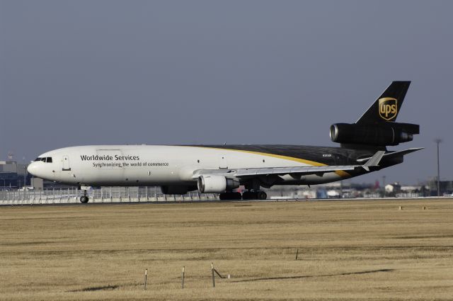 Boeing MD-11 (N283UP) - Departure at NRT Airport R/W34L on 2011/12/31