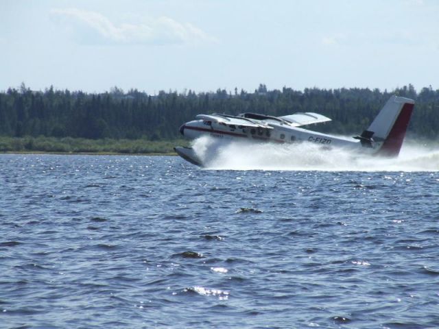 De Havilland Canada Twin Otter (C-FIZD) - Terrington Basin