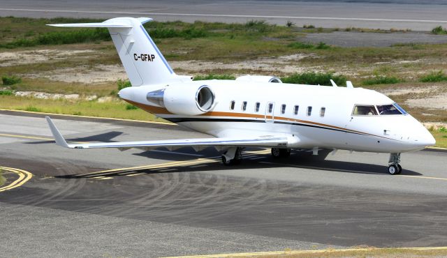 Canadair Challenger (C-GFAP)