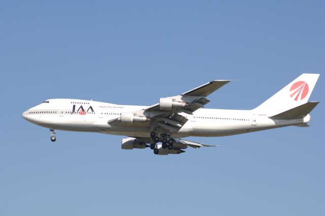 Boeing 747-200 (BON8155) - Final Approach to Narita Intl Airport R/W34L on 2006/10/9