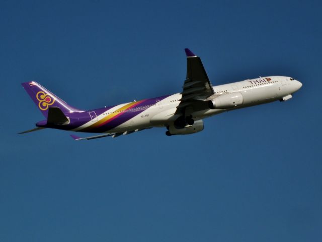 Airbus A330-300 (HS-TBF)