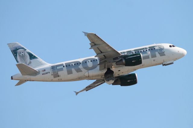 Airbus A319 (N938FR) - Frontier Flight 1816 (N938FR) "Misty the Arctic Fox" departs Southwest Florida International Airport enroute to Detroit Metro/Wayne County Airport