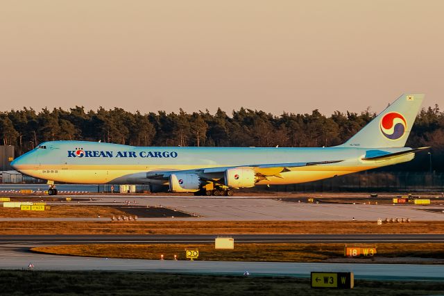 BOEING 747-8 (HL7609)