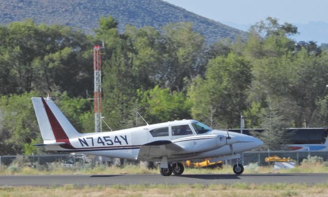 Piper PA-30 Twin Comanche (N7454Y) - Landing on 27 at Carson City