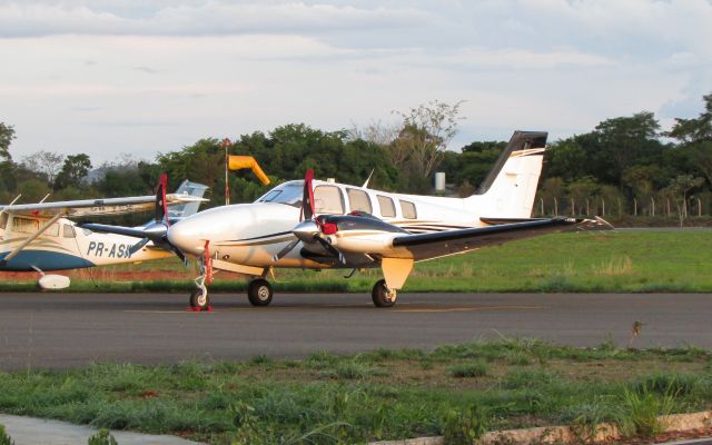 Beechcraft Baron (58) (PT-JCB)