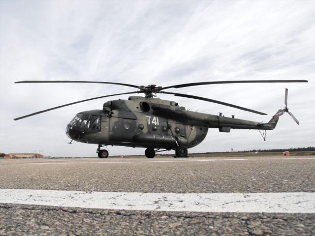 MIL Mi-19 (11-0474) - US Army MI-8MTV-1 on the helicopter pads