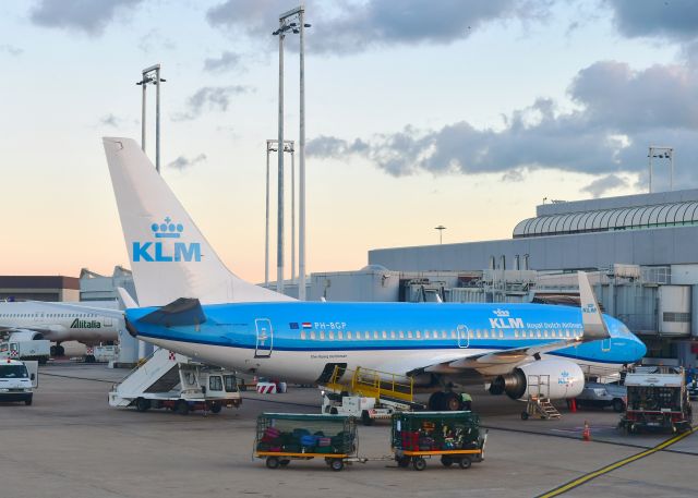 Boeing 737-700 (PH-BGP) - KLM Royal Dutch Airlines Boeing 737-7K2(WL) PH-BGP in Rome Fiumicino 