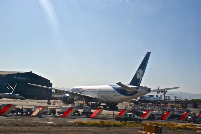 Boeing 777-200 — - Mexico City Intl.