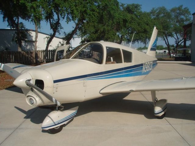 Piper Cherokee (N98131)