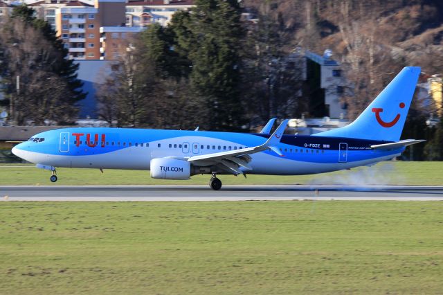 Boeing 737-800 (G-FDZE)