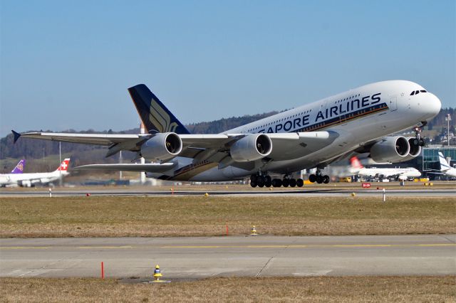 Airbus A380-800 (9V-SKS)