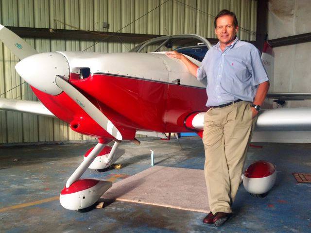 Vans RV-6 (N243R)