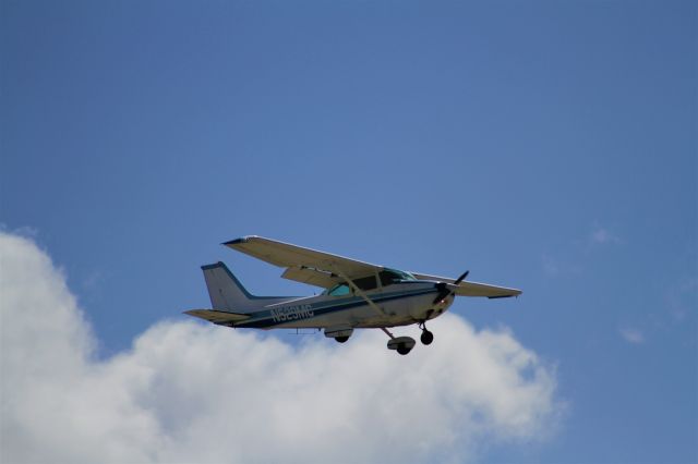 Cessna Skyhawk (N529MC)