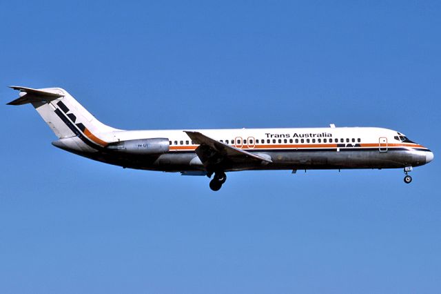 VH-TJT — - TRANS AUSTRALIA AIRLINES - DOUGLAS DC9-31 - REG : VH-TJT (CN 47551/634) - ADELAIDE INTERNATIONAL AIRPORT SA. AUSTRALIA - YPAD 21/2/1985 35MM SLIDE CONVERSION.