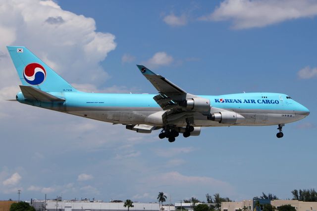 BOEING 747-8 (HL7438)