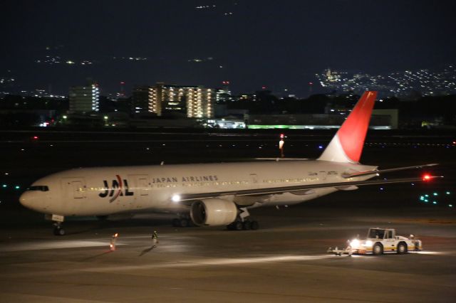 Boeing 777-200 (JA773J)