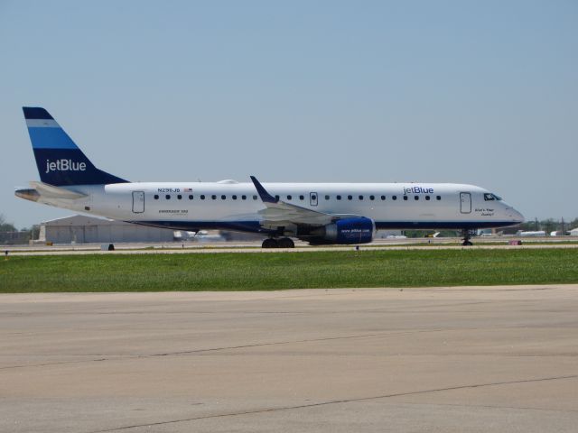 Embraer ERJ-190 — - Jet Blue Embraer 190. Blues Your Daddy?