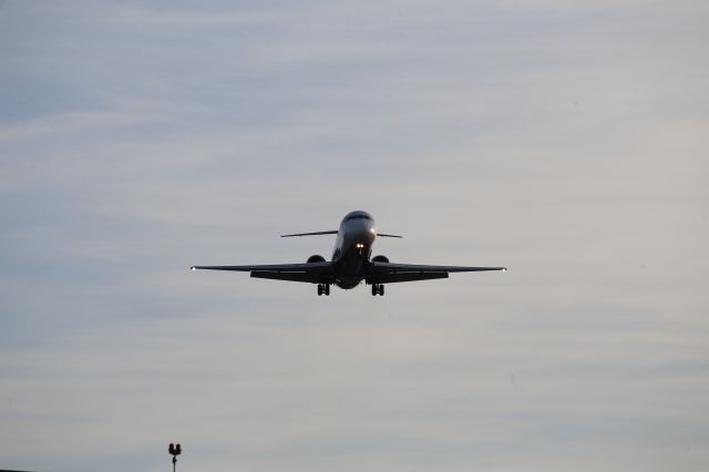 Boeing 717-200 —