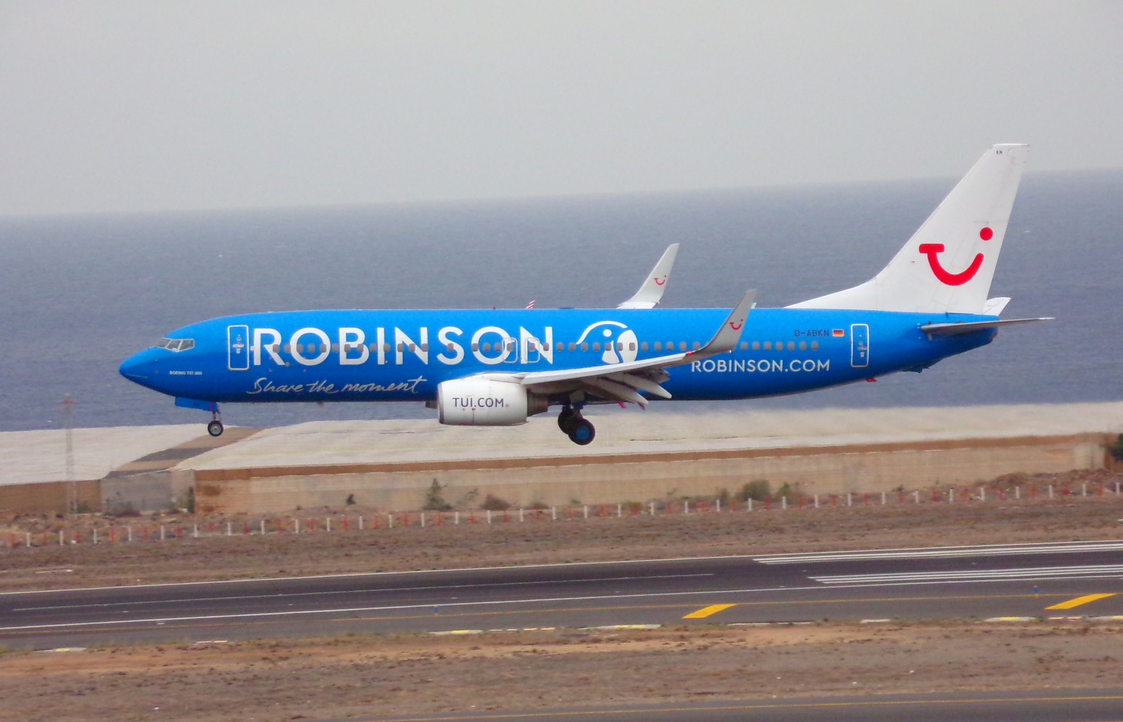Boeing 737-800 (D-ABKN) - Robinson Club Resorts Livery