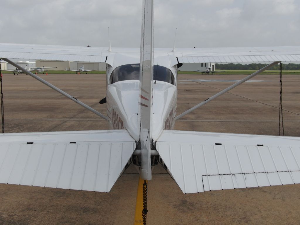 Cessna Skyhawk (N868TB)