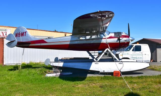 Cessna LC-126 (N9MT) - Cessna 195 N9MT in Anchorage 