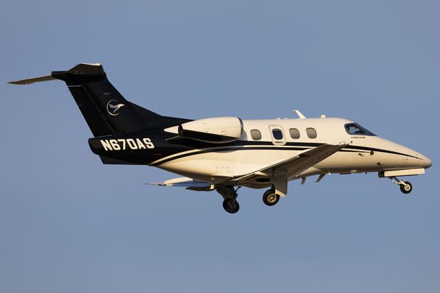 Embraer Phenom 100 (N670AS)