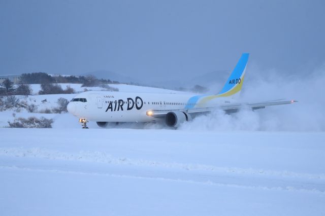 BOEING 767-300 (JA98AD) - February 11th 2018:HND-HKD.