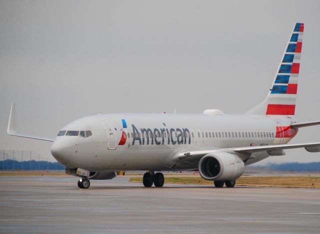 Boeing 737-800 (N901AN)