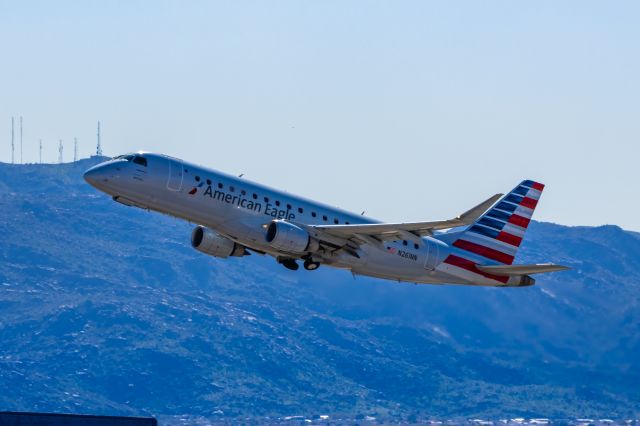 Embraer 175 (N261NN) - An American Airlines ERJ175 taking off from PHX on 2/16/23. Taken with a Canon R7 and Tamron 70-200 G2 lens.