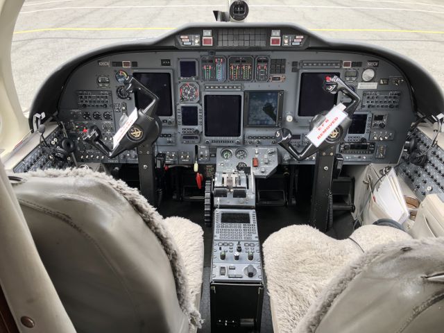 Cessna Citation V (N265CM) - How I wish this was my "office"...