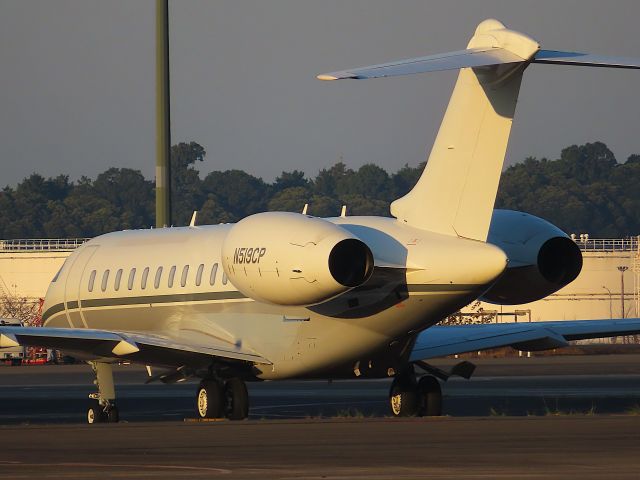 Bombardier Global Express (N512CP) - Photo taken on Nov 19, 2022.