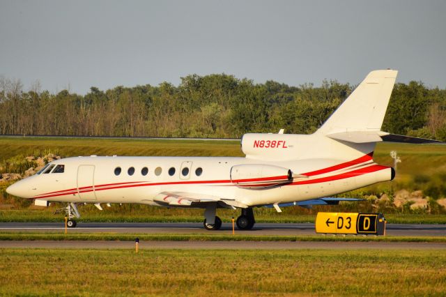 Dassault Falcon 50 (N838FL) - Privately Owned 1982 Dassault-Breguet Falcon 50 taxiing into the FBO ramp at the Buffalo Niagara International Airport