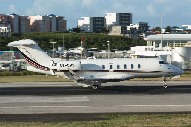 Canadair Challenger 350 (CS-CHD)