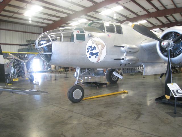 — — - B-25J Photo Fanny at Chino