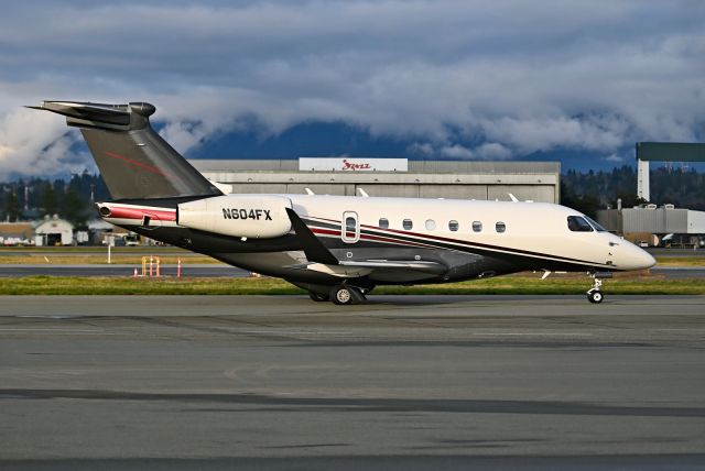 Embraer Legacy 550 (N604FX)
