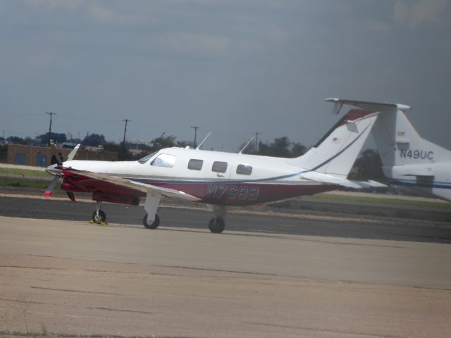 Piper Malibu Mirage (N7688)